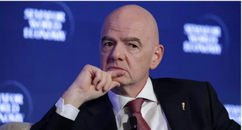 Infantino sigue buscando votos: este es el aumento que está prometiendo en campaña