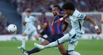 Johan Mojica, víctima de burlas en el Barcelona vs. Getafe por el baile de Lamine Yamal