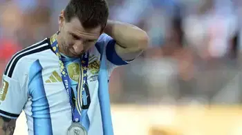 Las desgarradoras lágrimas de Messi tras perder con España recuerdan las de Maradona en Italia-90
