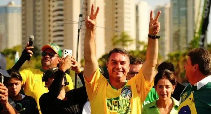 Flávio Bolsonaro Así fue la ruta de escape de Flávio Bolsonaro tras salir de Brasil: EE. UU. le daría visado