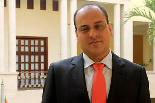 John Abiud Ramírez y su candidatura en la Cámara John ‘Avión’ seguirá manejando la chequera de la Cámara de Representantes
