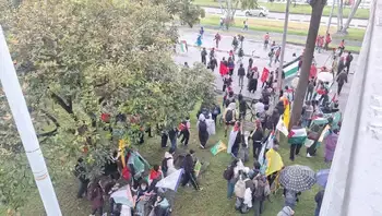 Manifestantes se movilizaron en Bogotá en solidaridad con Palestina. Bloqueos en la calle 26 generan congestión y complican el paso hacia el aeropuerto El Dorado