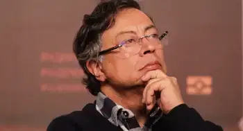 Mary Luz Herrán, exesposa de Gustavo Petro, escribió que él es mujeriego. No es la primera vez que relacionan a Petro con mujeres: su exesposa ya había dicho que es mujeriego