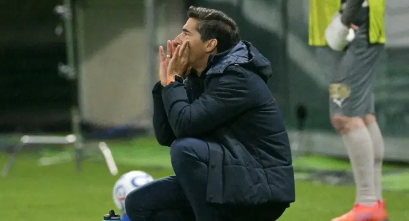 Suspensión de Abel Ferreira Técnico de Jhon Arias en Palmeiras, suspendido tres partidos: ¿por qué?
